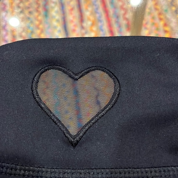 Mini Bike Short w. Heart Detail - Picture 2 of 4